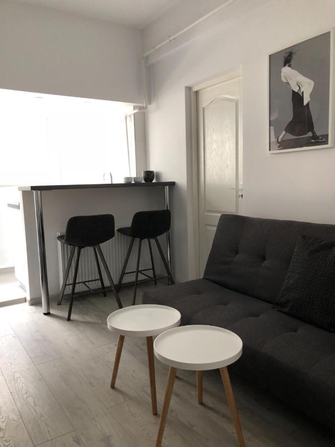Staycity Modern Apartment Bukarest Exteriör bild